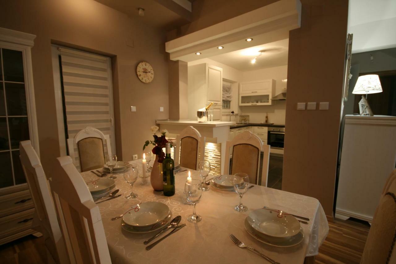 Holiday House Leona Otočac Dış mekan fotoğraf