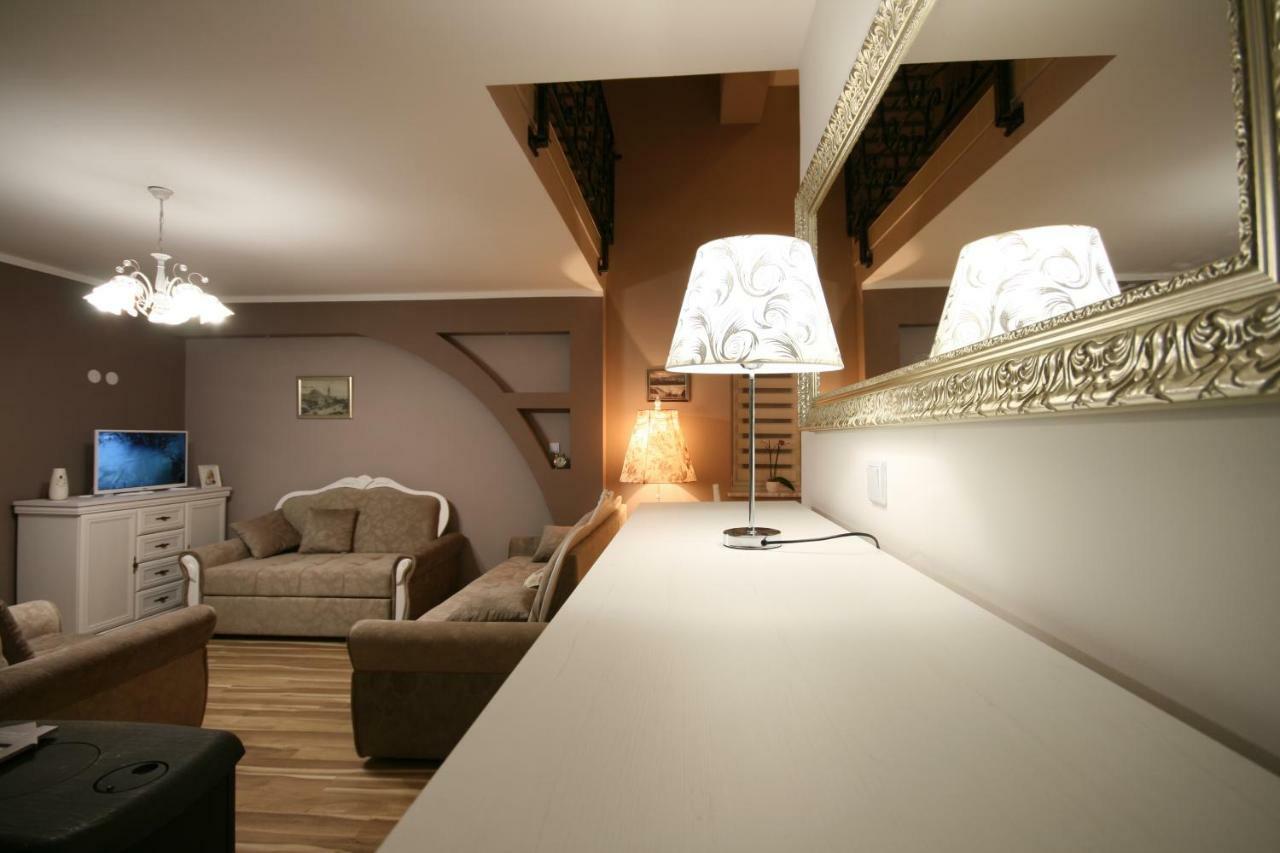 Holiday House Leona Otočac Dış mekan fotoğraf
