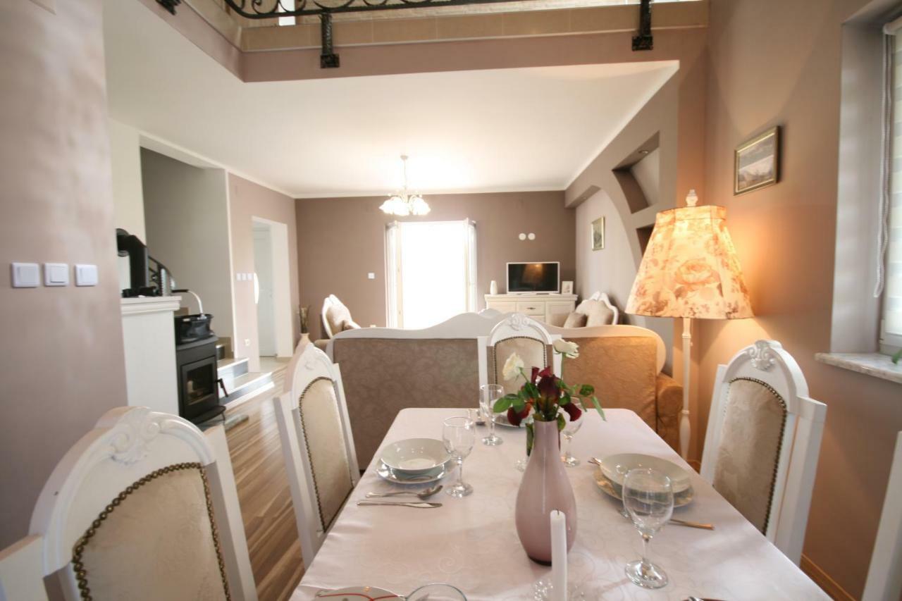 Holiday House Leona Otočac Dış mekan fotoğraf