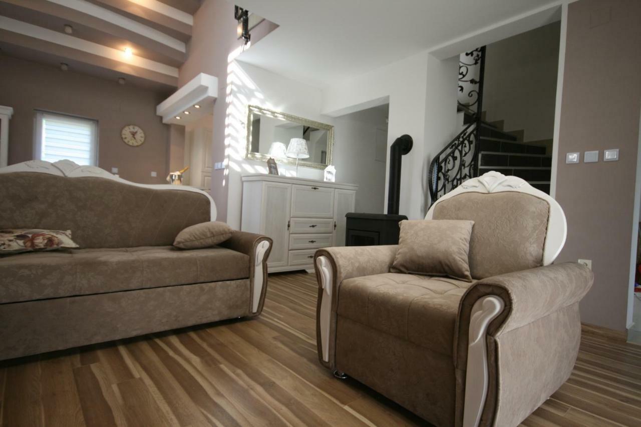 Holiday House Leona Otočac Dış mekan fotoğraf