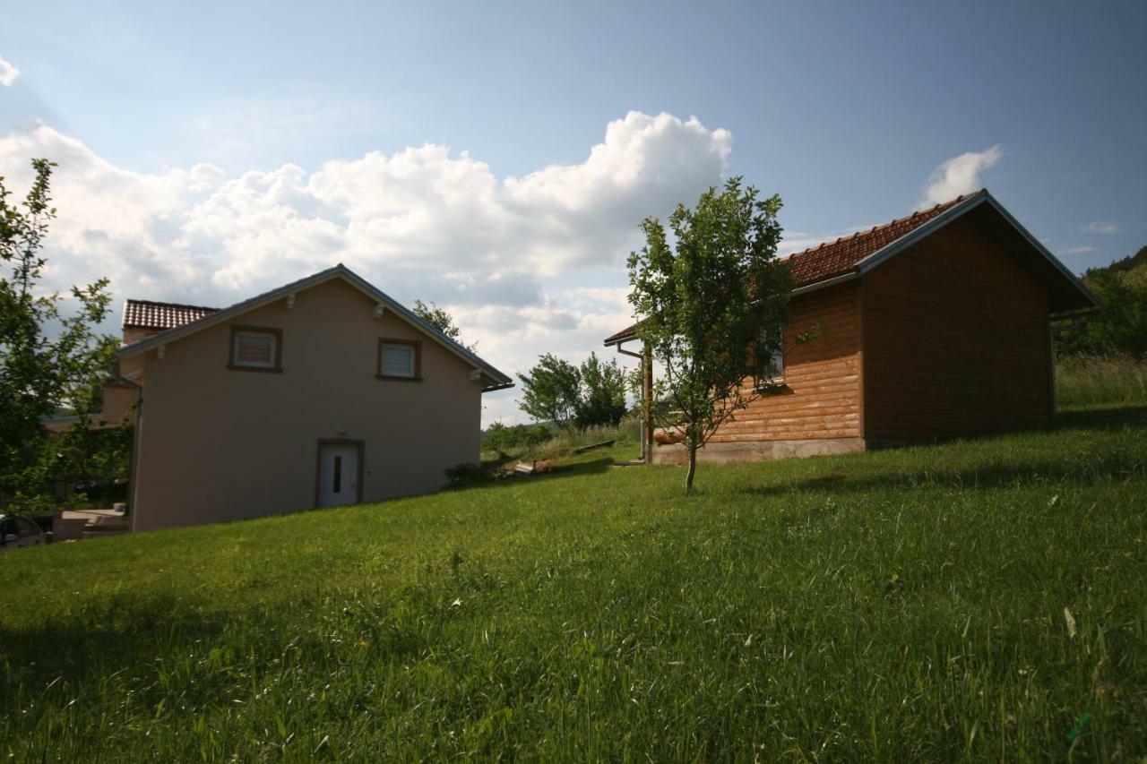 Holiday House Leona Otočac Dış mekan fotoğraf