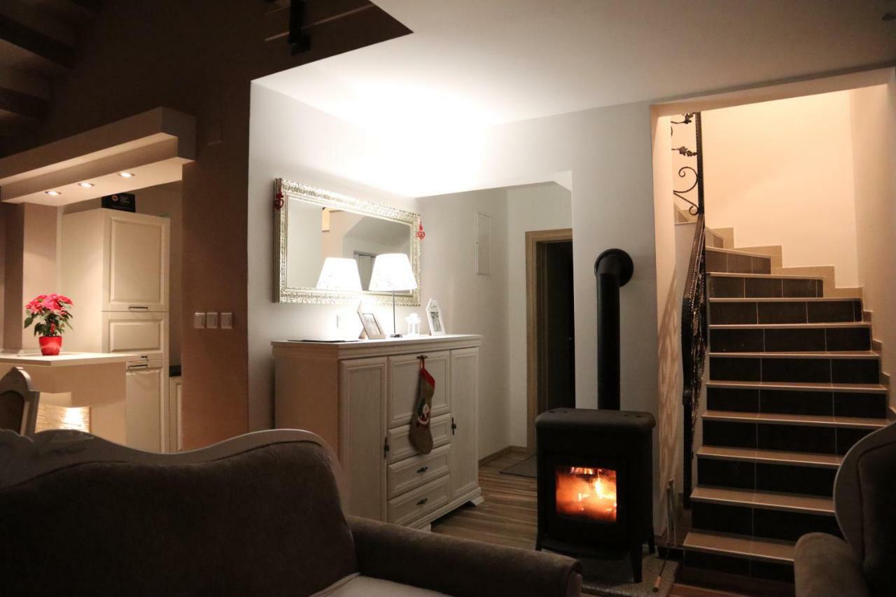 Holiday House Leona Otočac Dış mekan fotoğraf