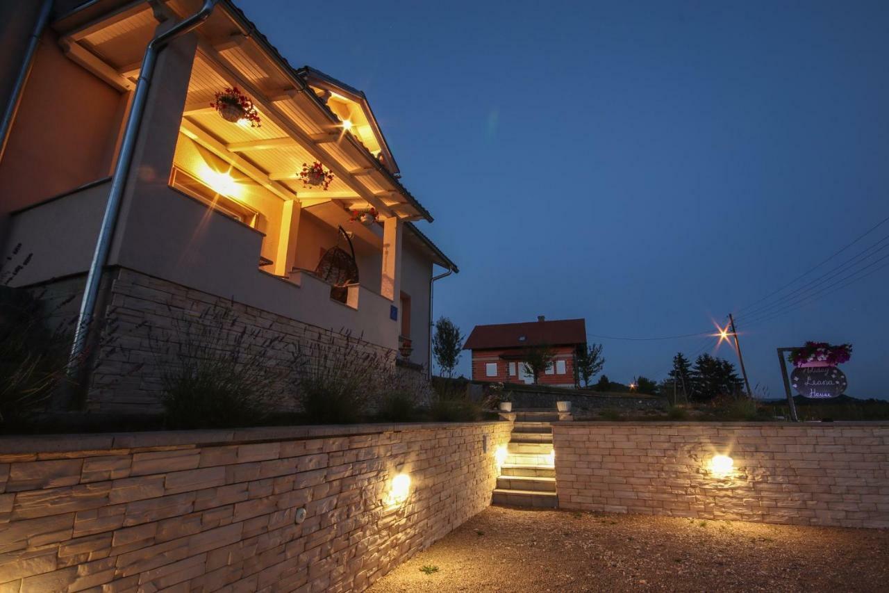 Holiday House Leona Otočac Dış mekan fotoğraf